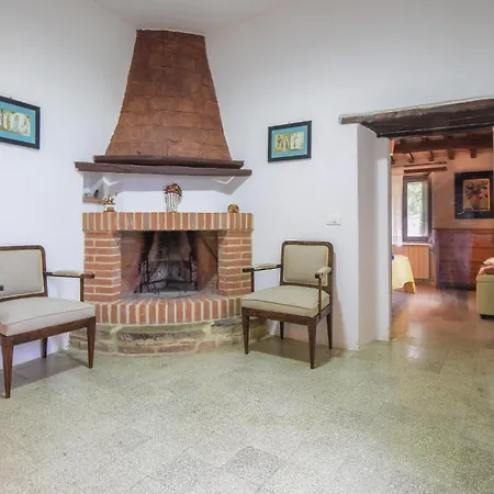 Vakantiehuis 2 Bedroom Cozy In Paciano