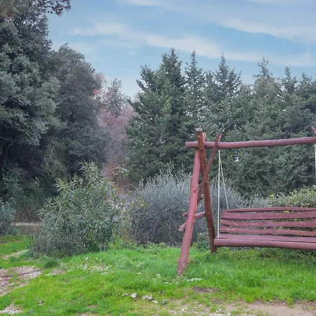 Vakantiehuis 2 Bedroom Cozy In *